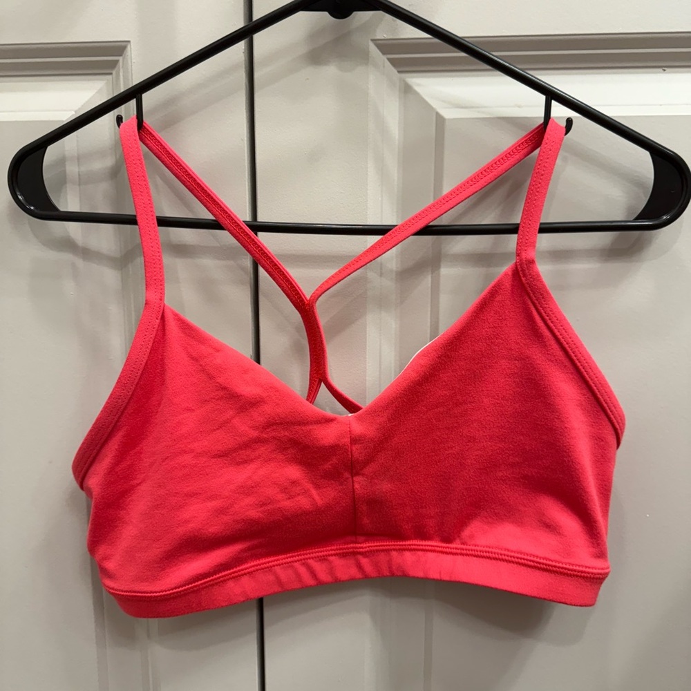 Fleo: Reinette Sports Bra - Medium Support, 
V Neck + X Back Strap Union
